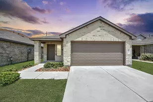 5611 Simcrest Grove Dr, Spring, TX 77373 - Photo 1