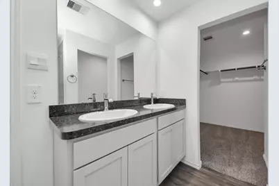 5611 Simcrest Grove Drive, Spring, TX 77373 - Photo 15