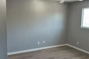 2305 55th St, Galveston, TX 77551 - Photo 3