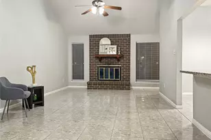 13768 Hollowgreen Dr, Houston, TX 77082 - Photo 13