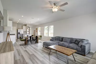 5638 Madden Lane, Houston, TX 77048 - Photo 7