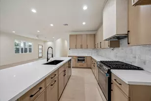 3709 Brookwoods Dr, Houston, TX 77092 - Photo 7