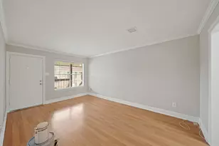 845 Augusta Dr, Houston, TX 77057 - Photo 1