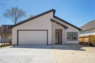 708 S Carroll St, La Porte, TX 77571 - Photo 1