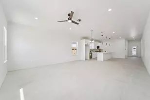 708 S Carroll St, La Porte, TX 77571 - Photo 3