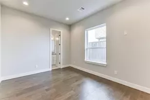 10915 Brookeshire Chase Ln, Houston, TX 77043 - Photo 17