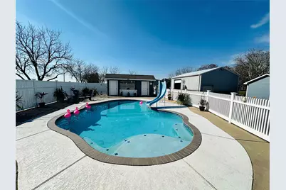1840 Caroline Street, Dickinson, TX 77539 - Photo 31