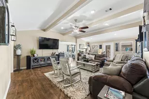 1840 Caroline St, Dickinson, TX 77539 - Photo 11