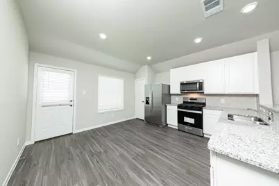3018 Nickell Back Drive, Conroe, TX 77301 - Photo 5