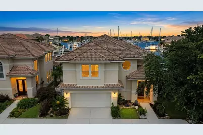 411 Harborside Way, Kemah, TX 77565 - Photo 1