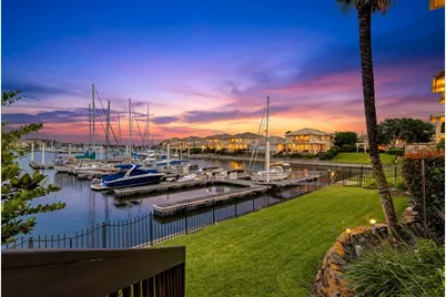 411 Harborside Way, Kemah, TX 77565 - Photo 5