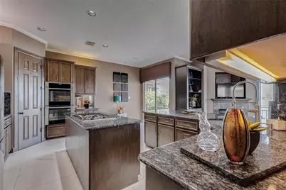 411 Harborside Way, Kemah, TX 77565 - Photo 17