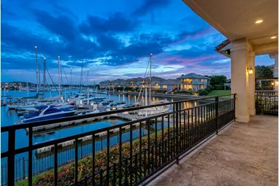 411 Harborside Way, Kemah, TX 77565 - Photo 43