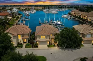 411 Harborside Way, Kemah, TX 77565 - Photo 3