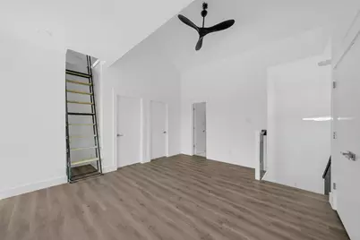 4816 Creekmont Drive, Houston, TX 77091 - Photo 13