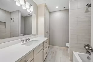 12751 Huntingwick Dr, Houston, TX 77024 - Photo 21