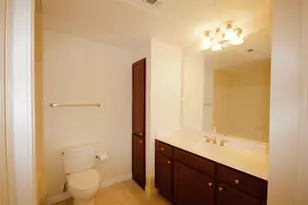 7575 Kirby Dr, Houston, TX 77030 - Photo 3