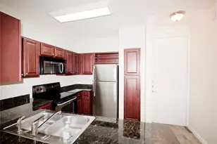 7575 Kirby Dr, Houston, TX 77030 - Photo 11