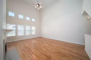 3634 Main Plaza Dr, Houston, TX 77025 - Photo 3