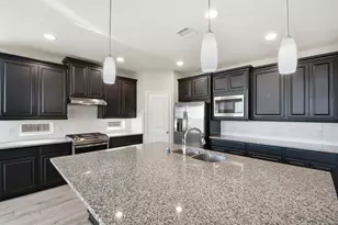 19642 Crystal Ivy Ln, Spring, TX 77388 - Photo 17