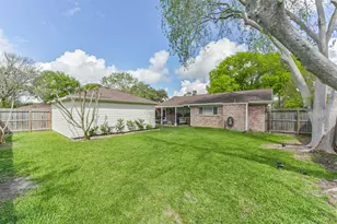 12731 Westhorpe Dr, Houston, TX 77077 - Photo 29