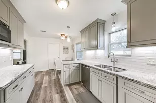 12731 Westhorpe Dr, Houston, TX 77077 - Photo 7