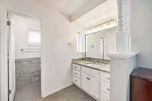 12731 Westhorpe Dr, Houston, TX 77077 - Photo 15