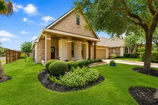 2234 Alassio Isle Ct, Missouri City, TX 77459 - Photo 3