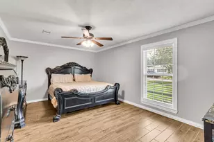 2601 Rose Ave, Groves, TX 77619 - Photo 15