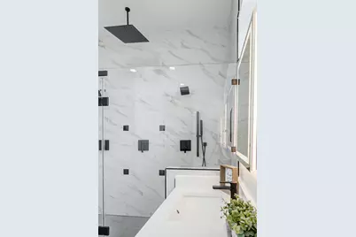 407 Grove Street #B, Houston, TX 77020 - Photo 27