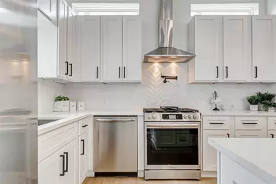 407 Grove Street #B, Houston, TX 77020 - Photo 5