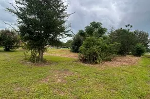 150 St Barbe St, Hempstead, TX 77445 - Photo 1