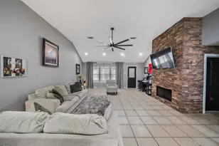 1809 Oak Gate Cir, Pearland, TX 77581 - Photo 7