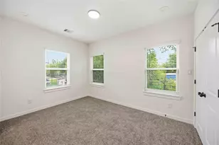8412 Darien St, Houston, TX 77028 - Photo 11