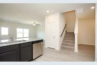 545 Bains Street, Brookshire, TX 77423 - Photo 5