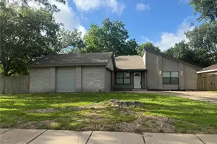 13303 Sheer Water Dr, Houston, TX 77082 - Photo 1