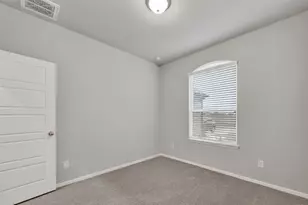 2119 Spring Hollow Dr, Baytown, TX 77521 - Photo 21