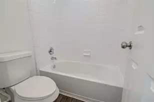 8126 Laurel Ln, Baytown, TX 77523 - Photo 35