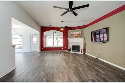 8126 Laurel Lane, Baytown, TX 77523 - Photo 11