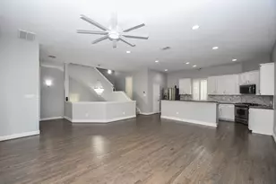 1016 Studer St, Houston, TX 77007 - Photo 9