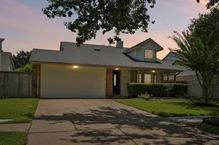 2015 Creek Valley Ln, Sugar Land, TX 77478 - Photo 1
