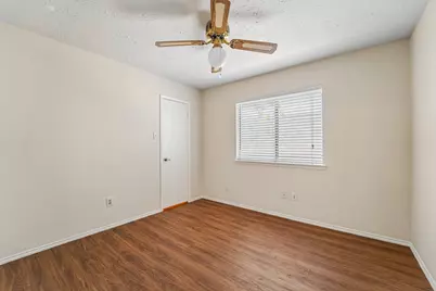 2015 Creek Valley Lane, Sugar Land, TX 77478 - Photo 29