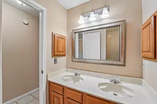 2015 Creek Valley Ln, Sugar Land, TX 77478 - Photo 31
