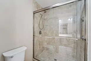 2015 Creek Valley Ln, Sugar Land, TX 77478 - Photo 25