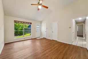 2015 Creek Valley Ln, Sugar Land, TX 77478 - Photo 19