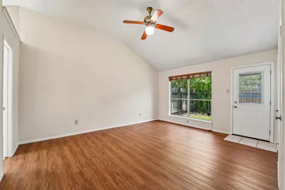 2015 Creek Valley Lane, Sugar Land, TX 77478 - Photo 21