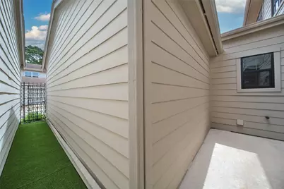 800 Country Place Drive #302, Houston, TX 77079 - Photo 35