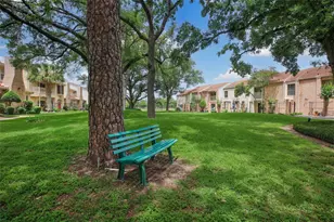 800 Country Pl Dr, Houston, TX 77079 - Photo 37