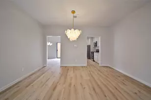 800 Country Pl Dr, Houston, TX 77079 - Photo 7