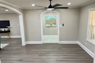 1907 Amy Dr, Baytown, TX 77520 - Photo 17